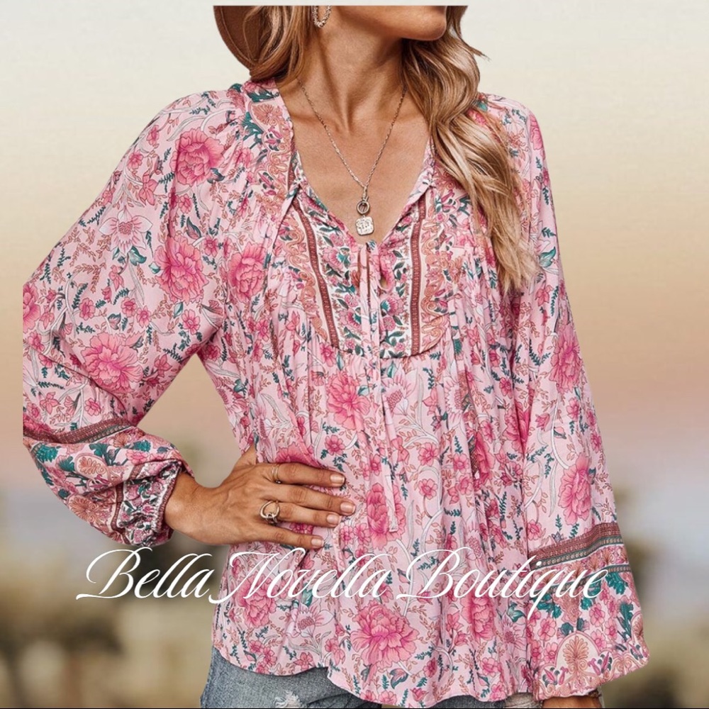 🔴 Boho Pink Floral Top long sleeve brand new boutique item